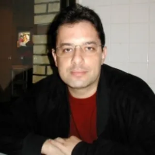 Алекс Экслер