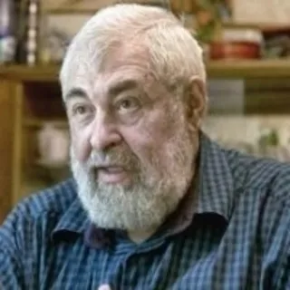 Александр Нилин