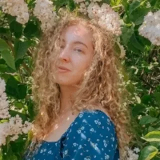 Алиса Атарова