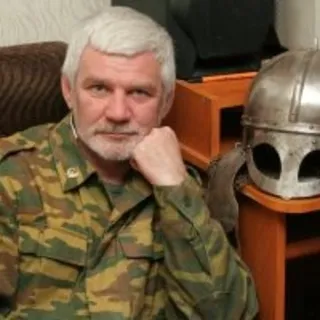 Андрей Романов
