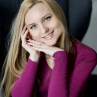 Анна Иванова