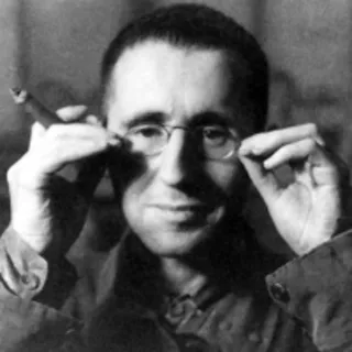 Бертольд Брехт