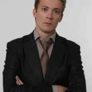Денис Бурхаев