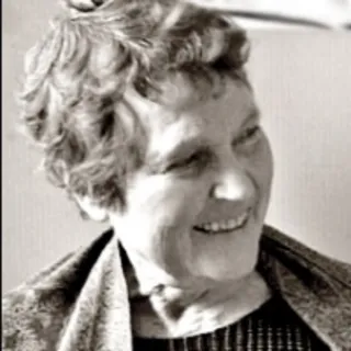 Елена Арманд