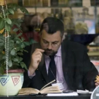 Эндрю Николл