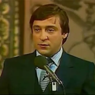 Геннадий Хазанов