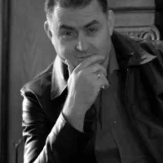 Грант МакМастер