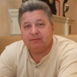 Иван Любенко