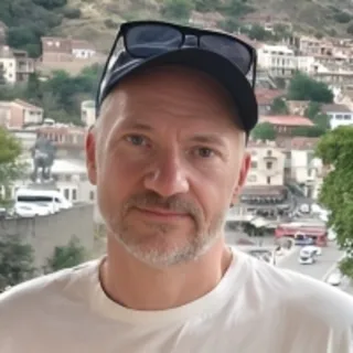 Константин Вайт