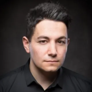 Крис Уитакер
