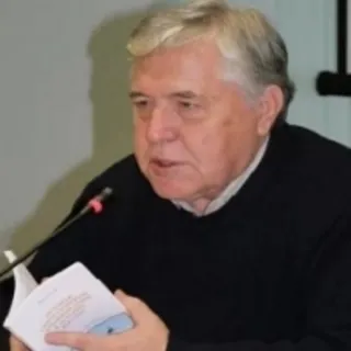 Лев Анисов
