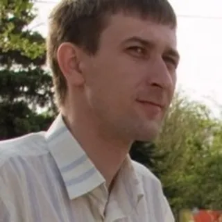 Роман Юров