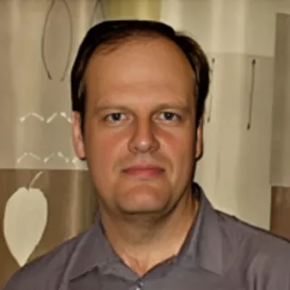 Сергей Карелин