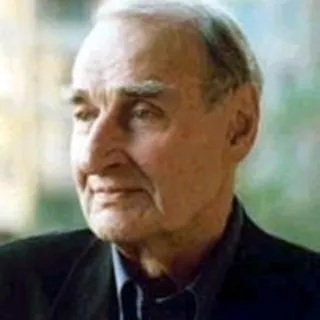 Валентин Ежов