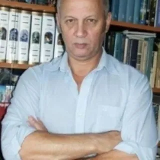 Василий Головачев