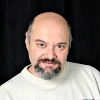 Влад Тарханов