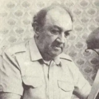Юрий Кларов