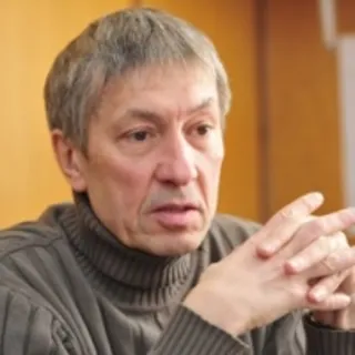 Юрий Козлов
